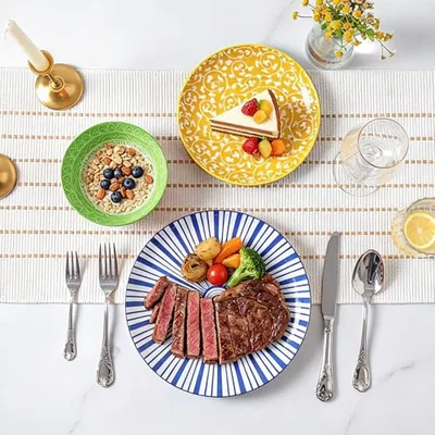 Ceramic Plates and Bowls Sets: another photograph
