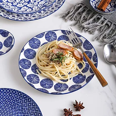10 inch Porcelain Dinner Plates + 20 oz French Onion Soup Bowls