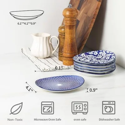 Small Dinner Plates: another photograph