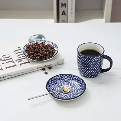 4.6 Inch Ceramic Spoon Rest for Stove Top: another photograph